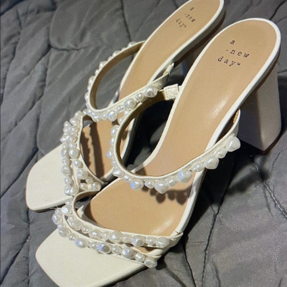 White Sandals with Pearl Embellishments and Braided Straps